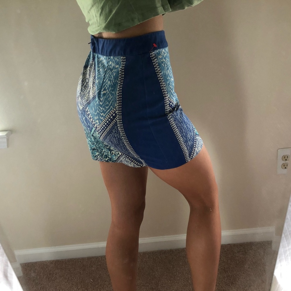 Mini skirt